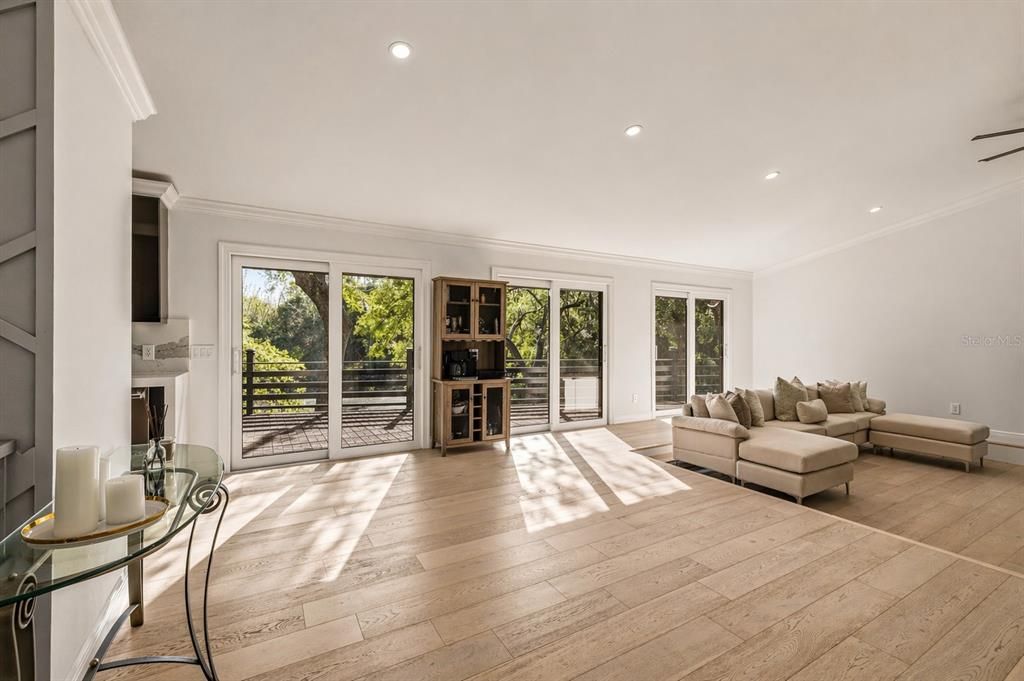 En Venta: $1,599,000 (6 camas, 5 baños, 3404 Pies cuadrados)