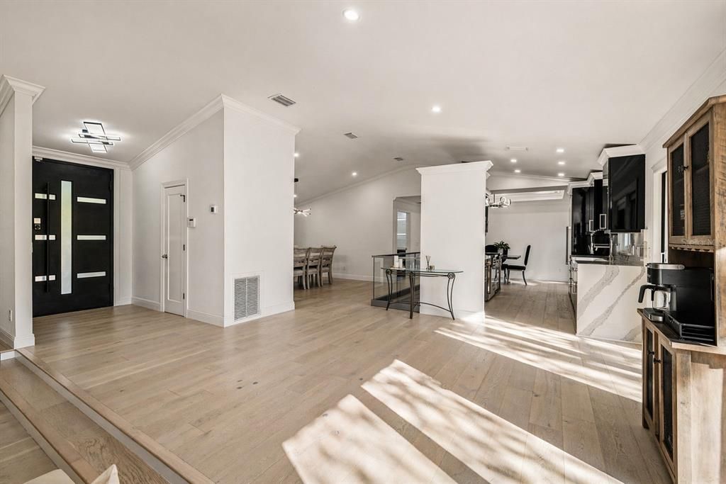 En Venta: $1,599,000 (6 camas, 5 baños, 3404 Pies cuadrados)