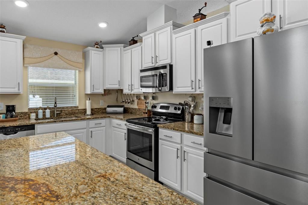 For Sale: $357,000 (3 beds, 2 baths, 2056 Square Feet)