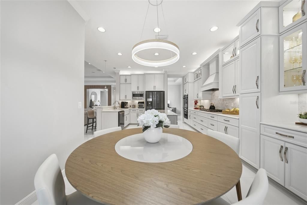 En Venta: $1,199,900 (3 camas, 3 baños, 3186 Pies cuadrados)