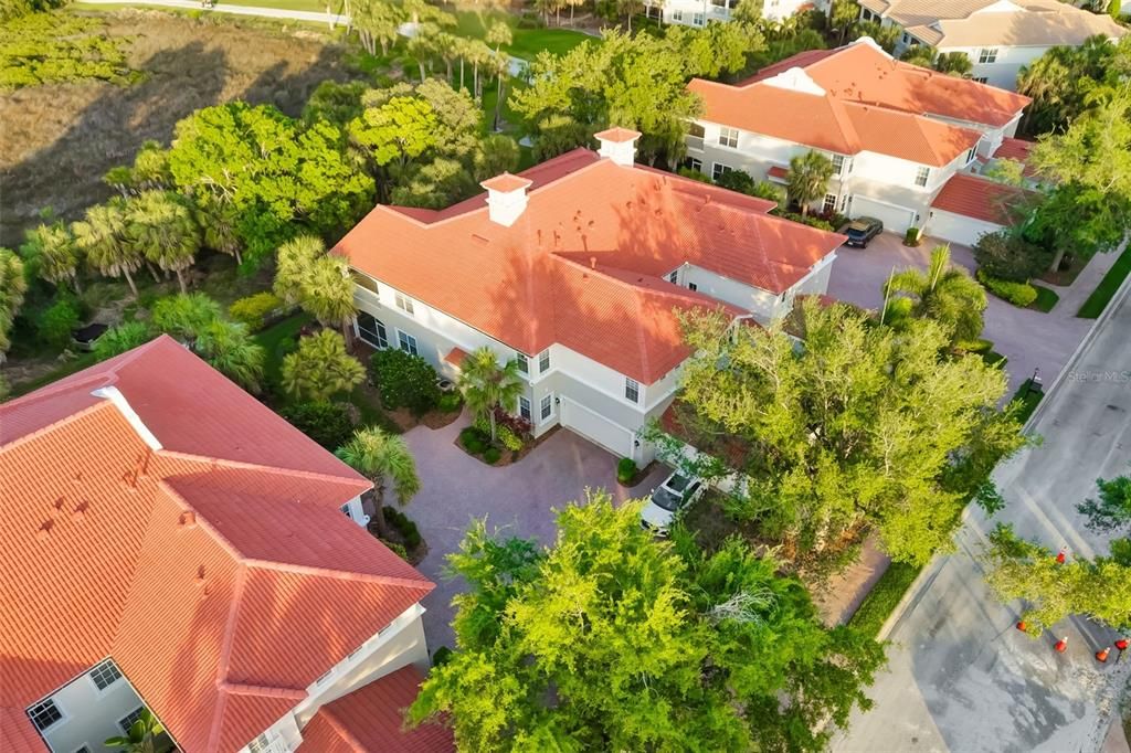 Под контрактом: $365,000 (3 спален, 2 ванн, 2343 Квадратных фут)