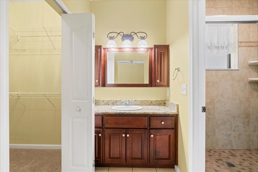 For Sale: $315,000 (2 beds, 2 baths, 1177 Square Feet)