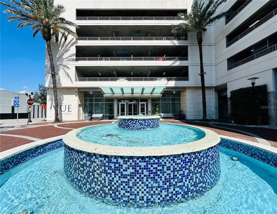 Activo con contrato: $399,900 (2 camas, 2 baños, 1133 Pies cuadrados)