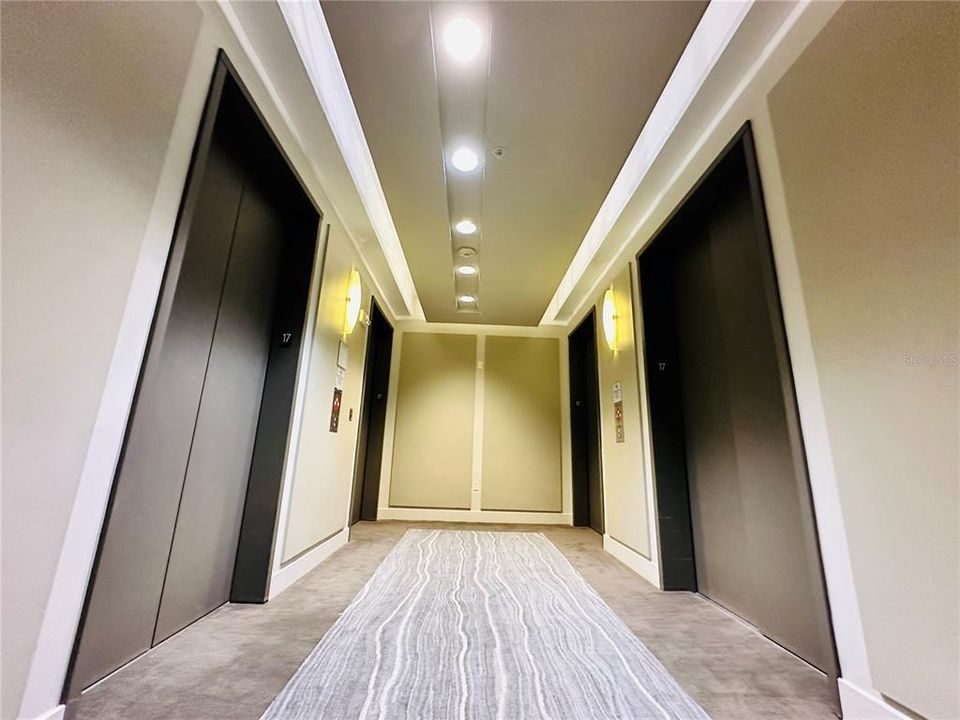 Activo con contrato: $399,900 (2 camas, 2 baños, 1133 Pies cuadrados)