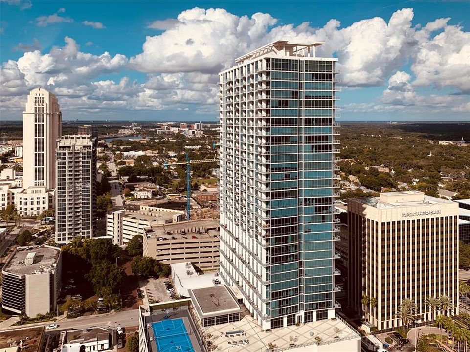Activo con contrato: $399,900 (2 camas, 2 baños, 1133 Pies cuadrados)
