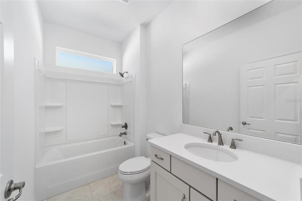 En Venta: $535,705 (4 camas, 3 baños, 2962 Pies cuadrados)