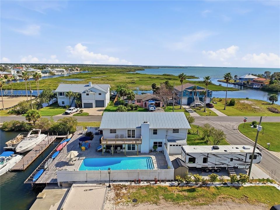 En Venta: $1,200,000 (5 camas, 3 baños, 2848 Pies cuadrados)
