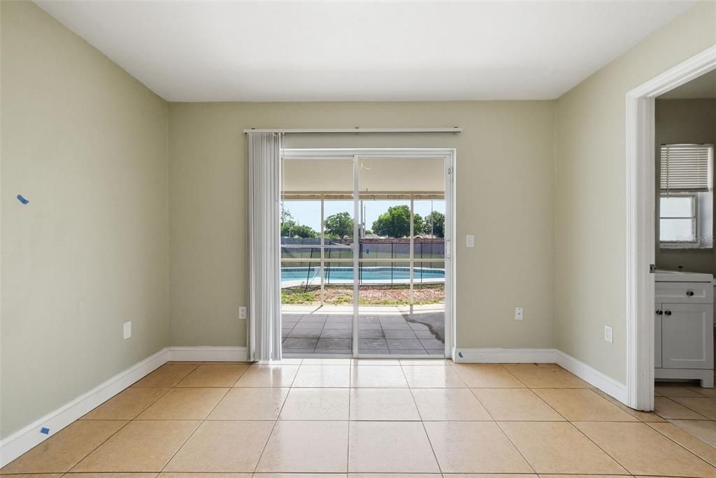Activo con contrato: $359,999 (3 camas, 2 baños, 1160 Pies cuadrados)