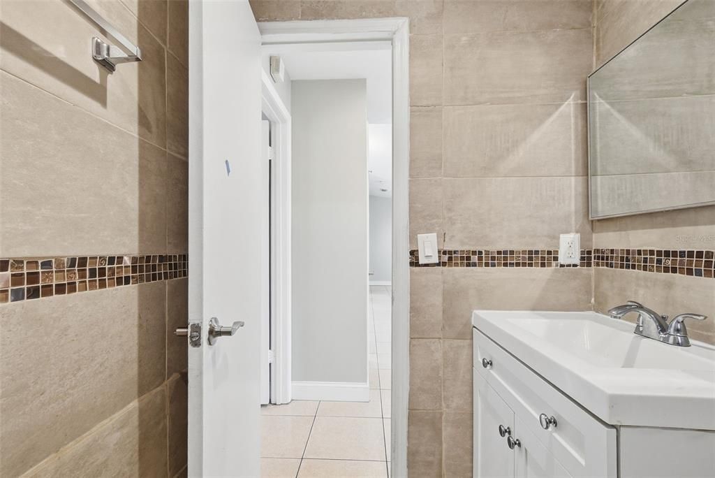 Activo con contrato: $359,999 (3 camas, 2 baños, 1160 Pies cuadrados)