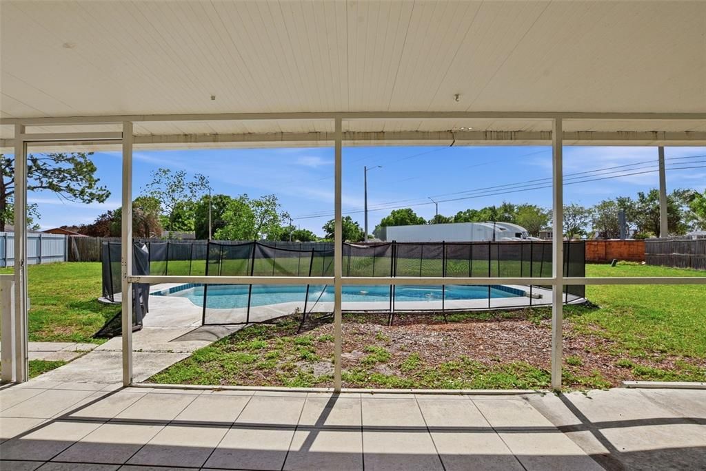 Activo con contrato: $359,999 (3 camas, 2 baños, 1160 Pies cuadrados)