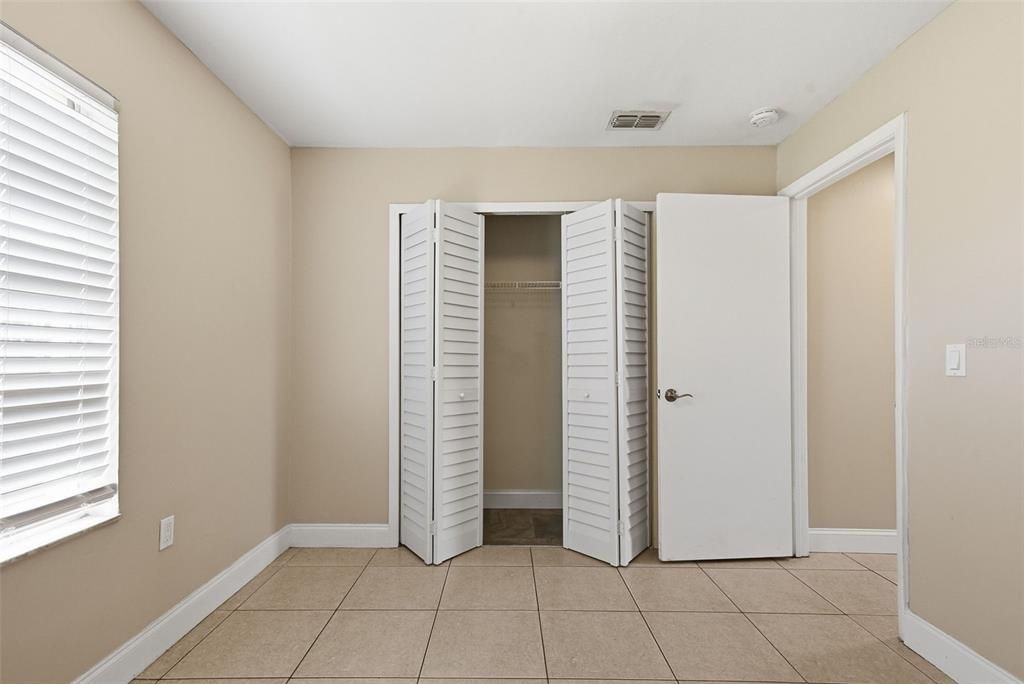 Activo con contrato: $359,999 (3 camas, 2 baños, 1160 Pies cuadrados)