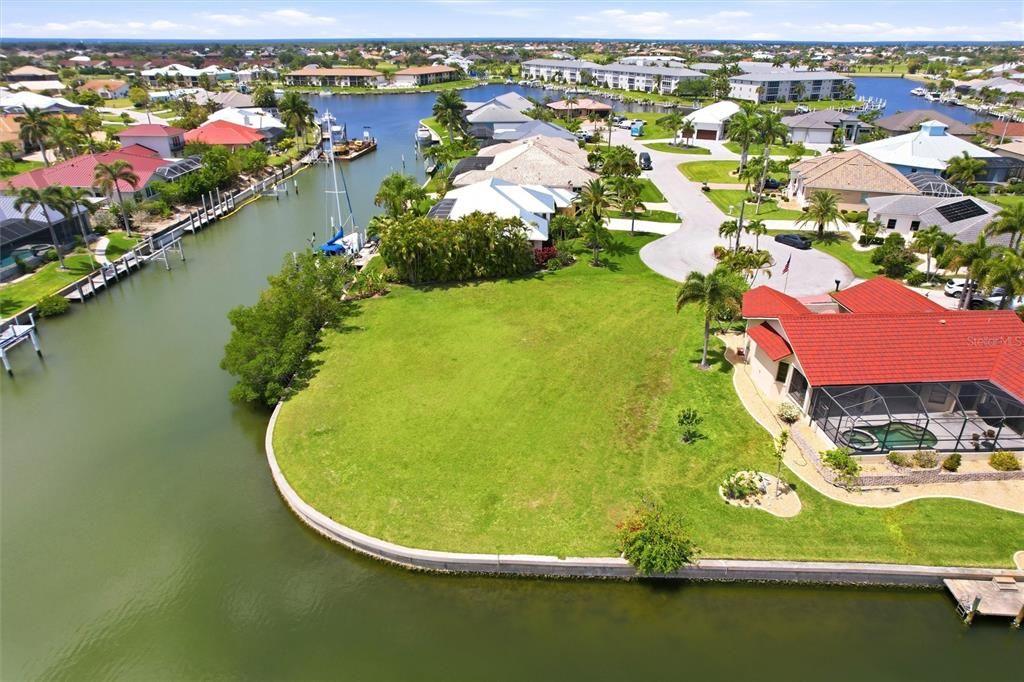 En Venta: $475,000 (0.29 acres)