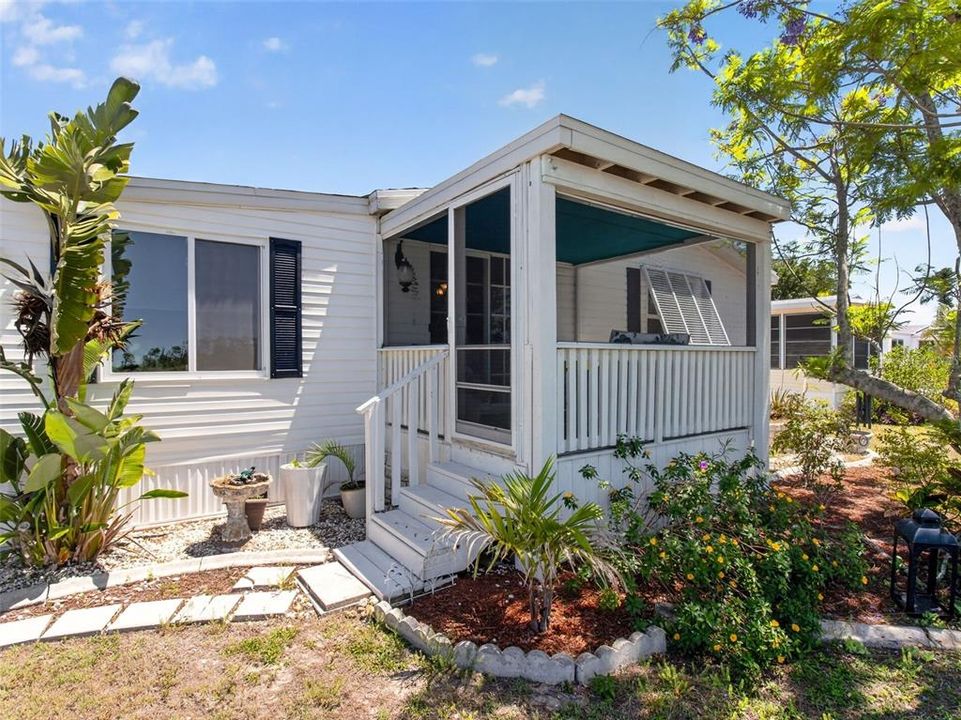 Activo con contrato: $198,000 (2 camas, 2 baños, 1296 Pies cuadrados)