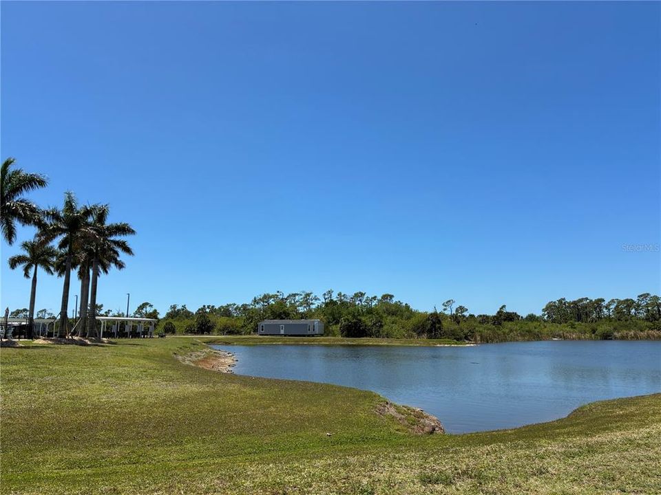 Activo con contrato: $198,000 (2 camas, 2 baños, 1296 Pies cuadrados)