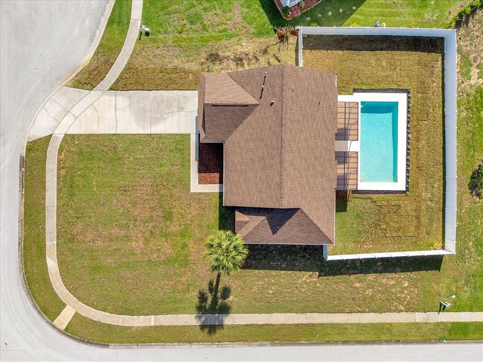 Activo con contrato: $465,000 (3 camas, 2 baños, 1593 Pies cuadrados)
