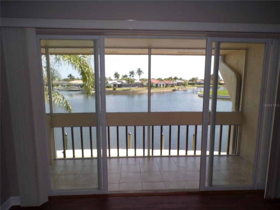 For Rent: $1,675 (2 beds, 2 baths, 1114 Square Feet)