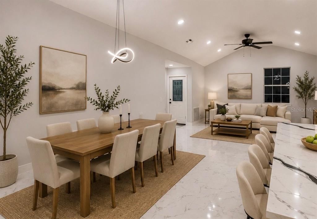 For Sale: $299,999 (3 beds, 2 baths, 2100 Square Feet)