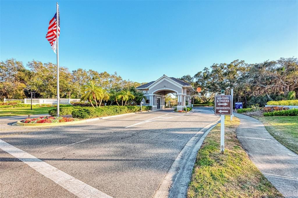 Active With Contract: $534,900 (2 beds, 2 baths, 1661 Square Feet)