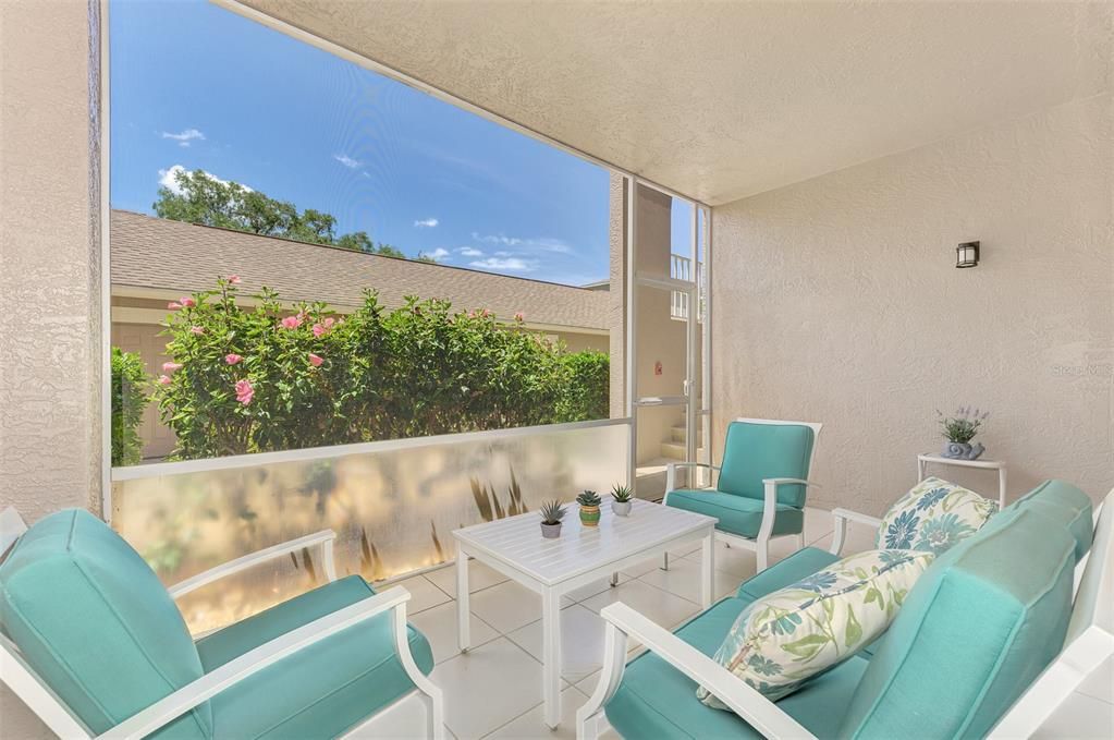 Active With Contract: $534,900 (2 beds, 2 baths, 1661 Square Feet)