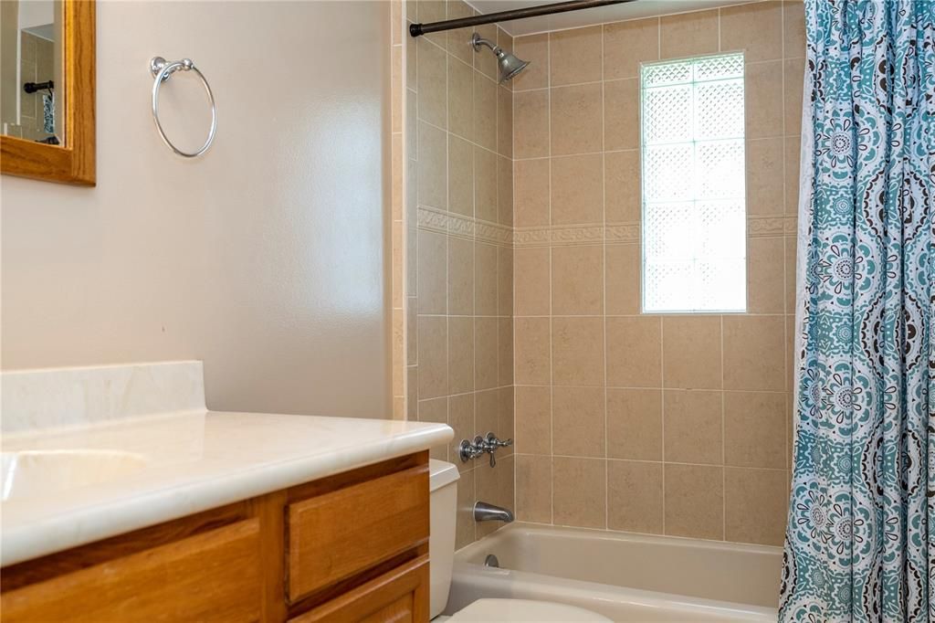 For Sale: $670,000 (4 beds, 2 baths, 1962 Square Feet)