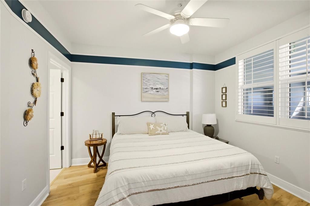 For Sale: $599,000 (3 beds, 3 baths, 2100 Square Feet)
