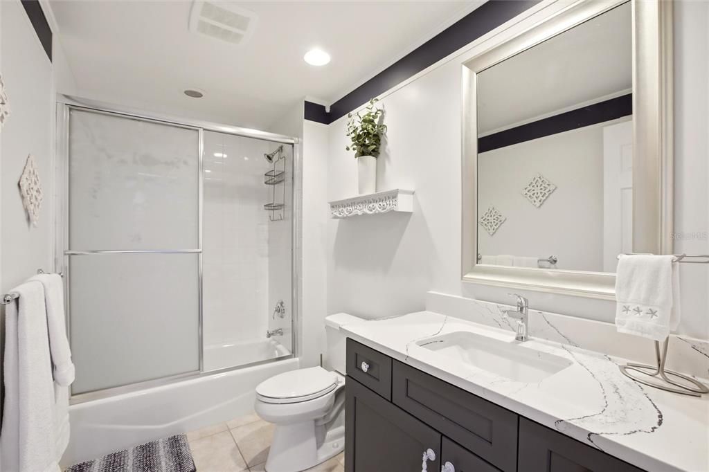 For Sale: $599,000 (3 beds, 3 baths, 2100 Square Feet)