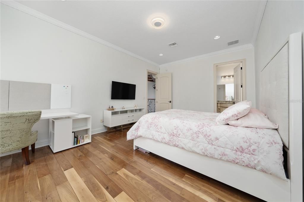 En Venta: $3,700,000 (5 camas, 5 baños, 7153 Pies cuadrados)