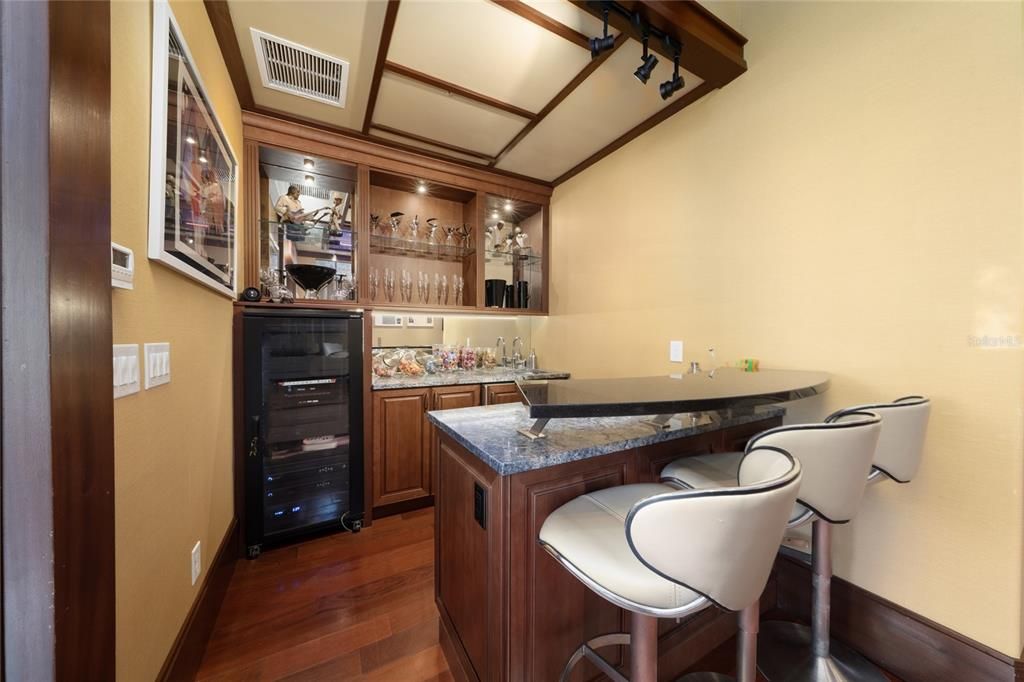 En Venta: $3,700,000 (5 camas, 5 baños, 7153 Pies cuadrados)