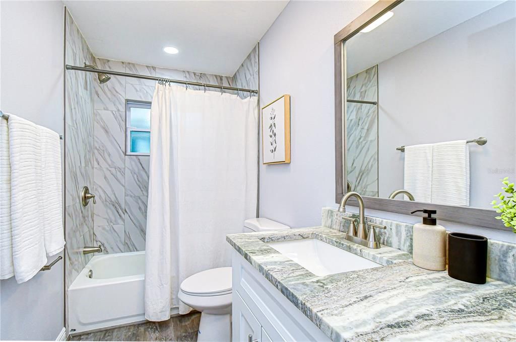 Active With Contract: $500,000 (3 beds, 2 baths, 1664 Square Feet)