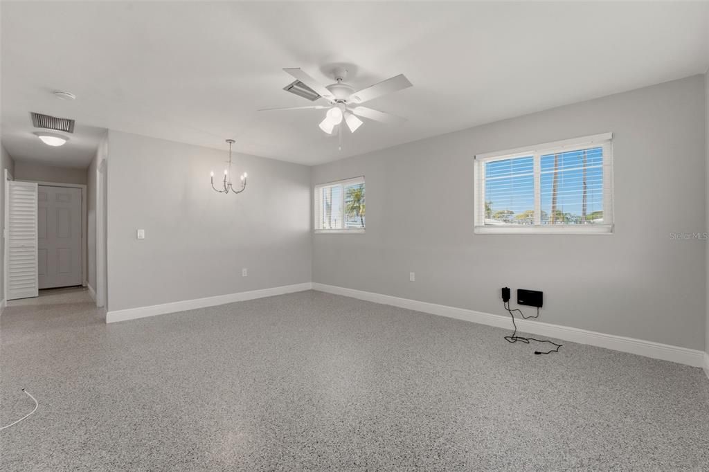 En Venta: $473,000 (3 camas, 0 baños, 1560 Pies cuadrados)