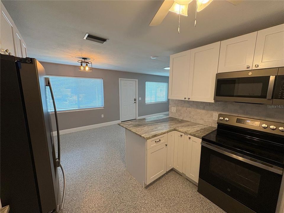 En Venta: $473,000 (3 camas, 0 baños, 1560 Pies cuadrados)