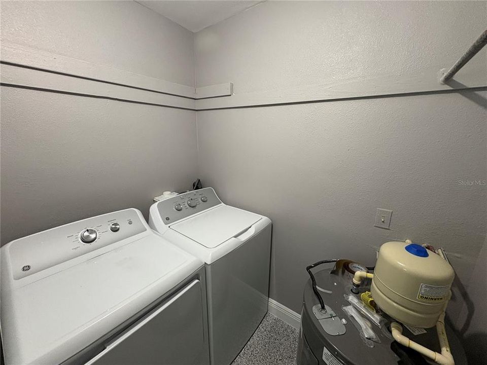 En Venta: $473,000 (3 camas, 0 baños, 1560 Pies cuadrados)