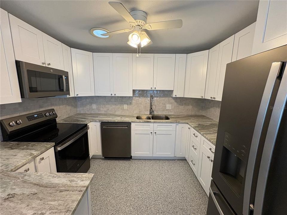 En Venta: $473,000 (3 camas, 0 baños, 1560 Pies cuadrados)