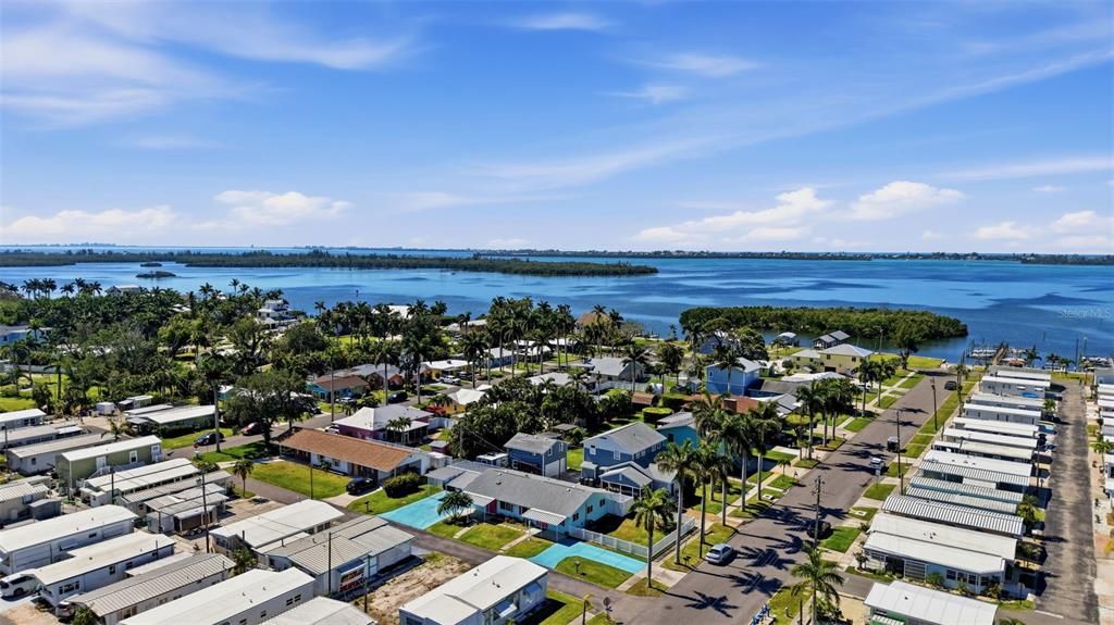 En Venta: $473,000 (3 camas, 0 baños, 1560 Pies cuadrados)