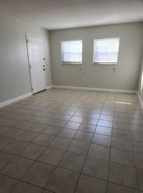 En Venta: $160,000 (2 camas, 1 baños, 780 Pies cuadrados)