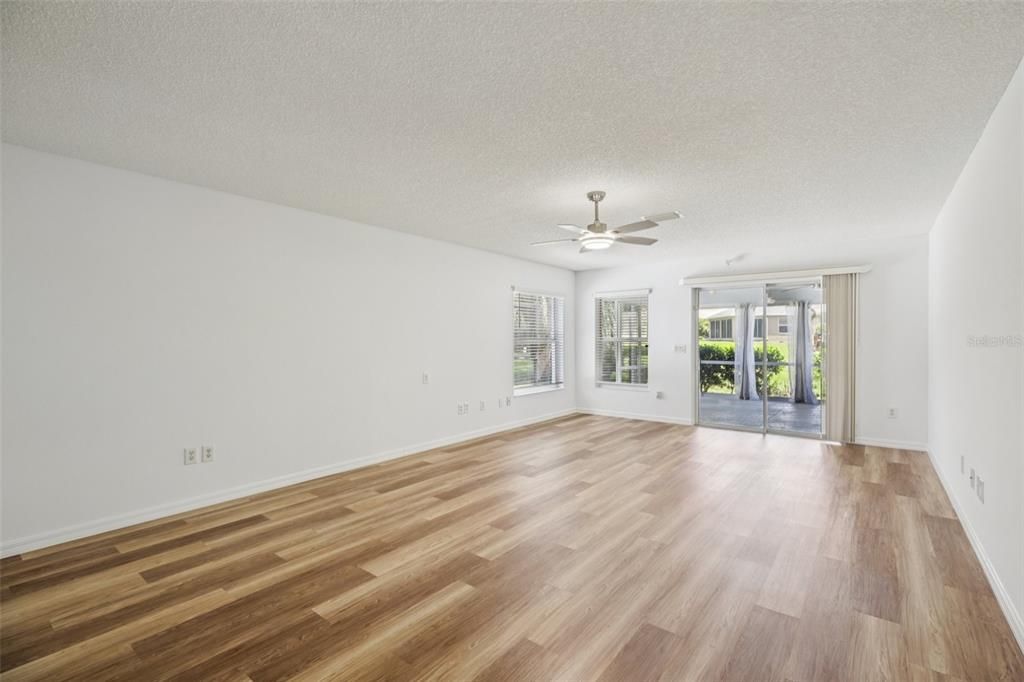 For Sale: $650,000 (3 beds, 3 baths, 2478 Square Feet)