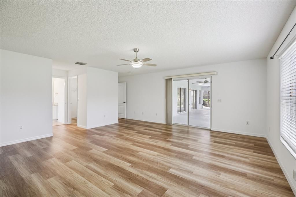 For Sale: $650,000 (3 beds, 3 baths, 2478 Square Feet)