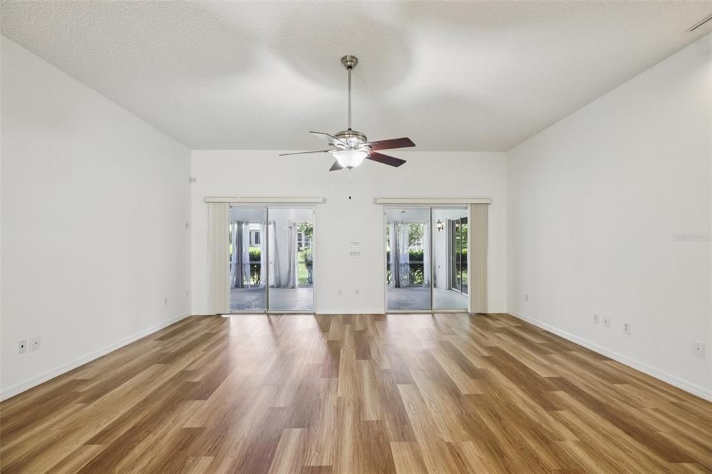 For Sale: $650,000 (3 beds, 3 baths, 2478 Square Feet)