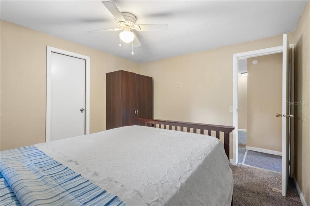 For Sale: $224,900 (2 beds, 2 baths, 1440 Square Feet)