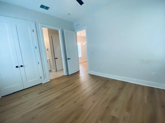 Active With Contract: $1,895 (1 beds, 1 baths, 800 Square Feet)