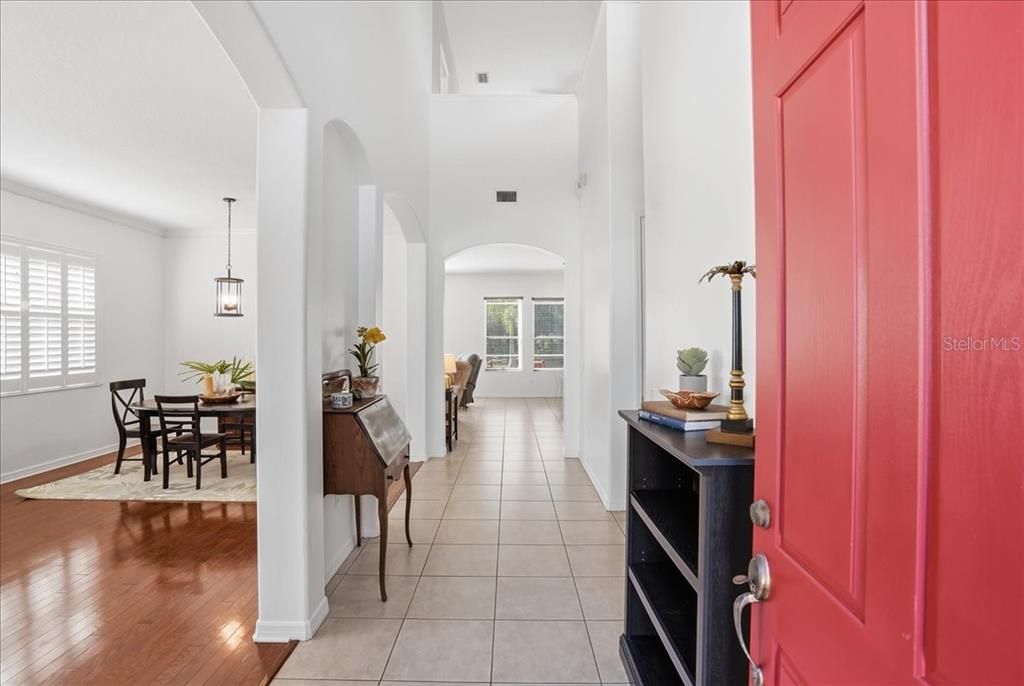 For Sale: $549,000 (3 beds, 3 baths, 2909 Square Feet)