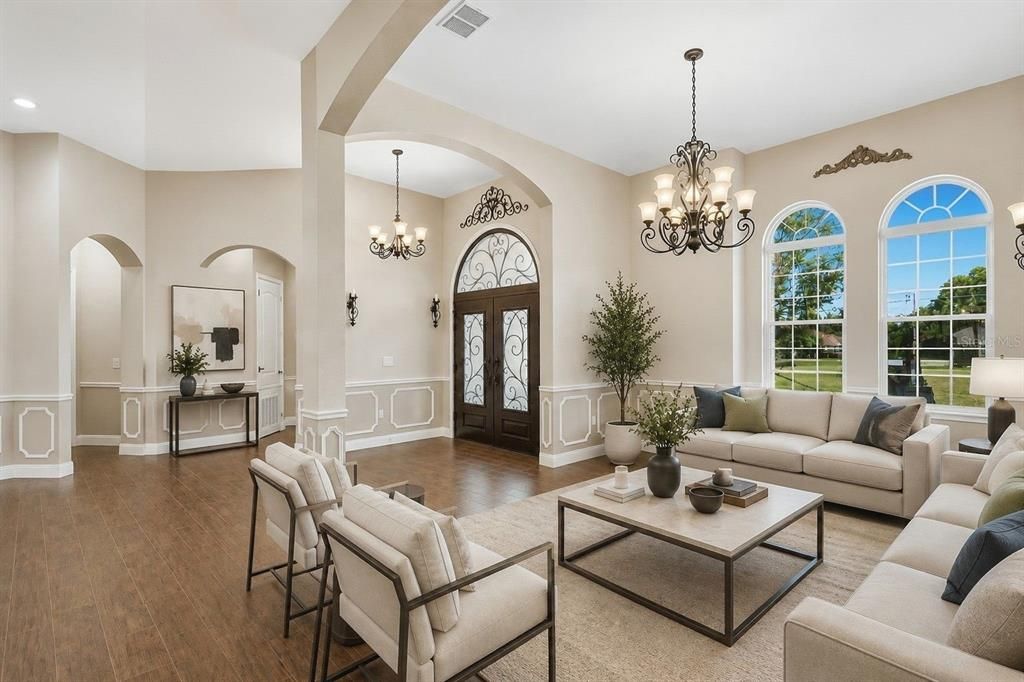 For Sale: $1,250,000 (6 beds, 4 baths, 3895 Square Feet)