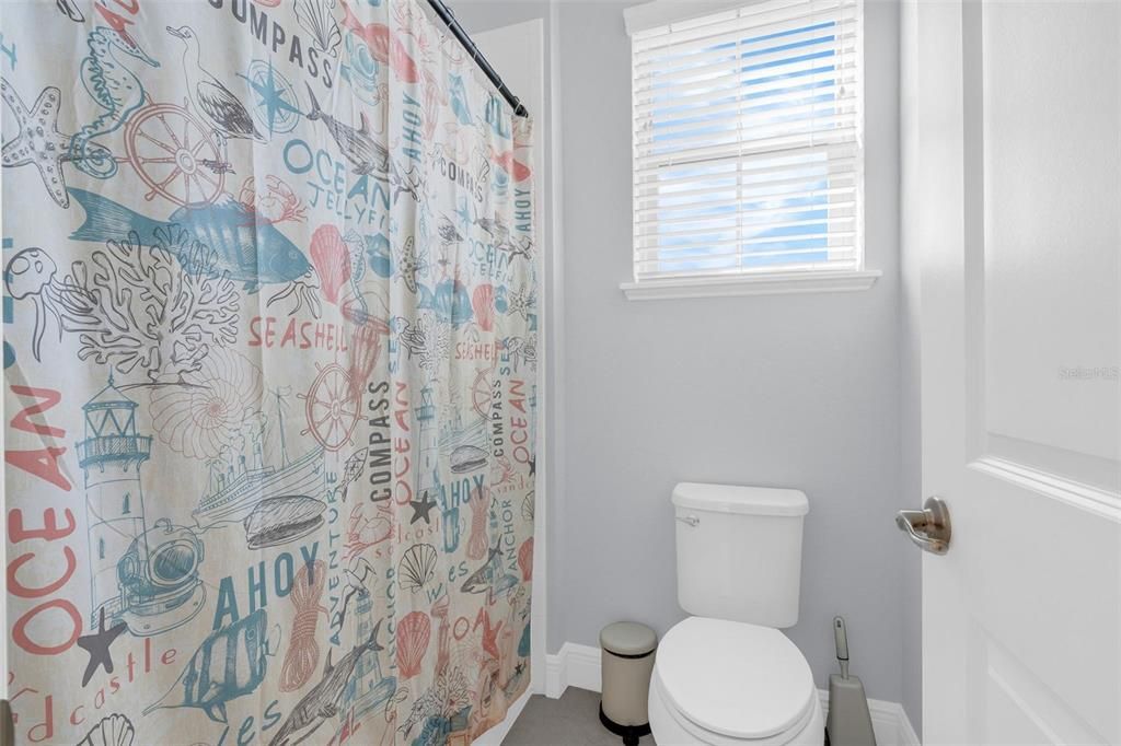 For Sale: $1,200,000 (5 beds, 4 baths, 3816 Square Feet)