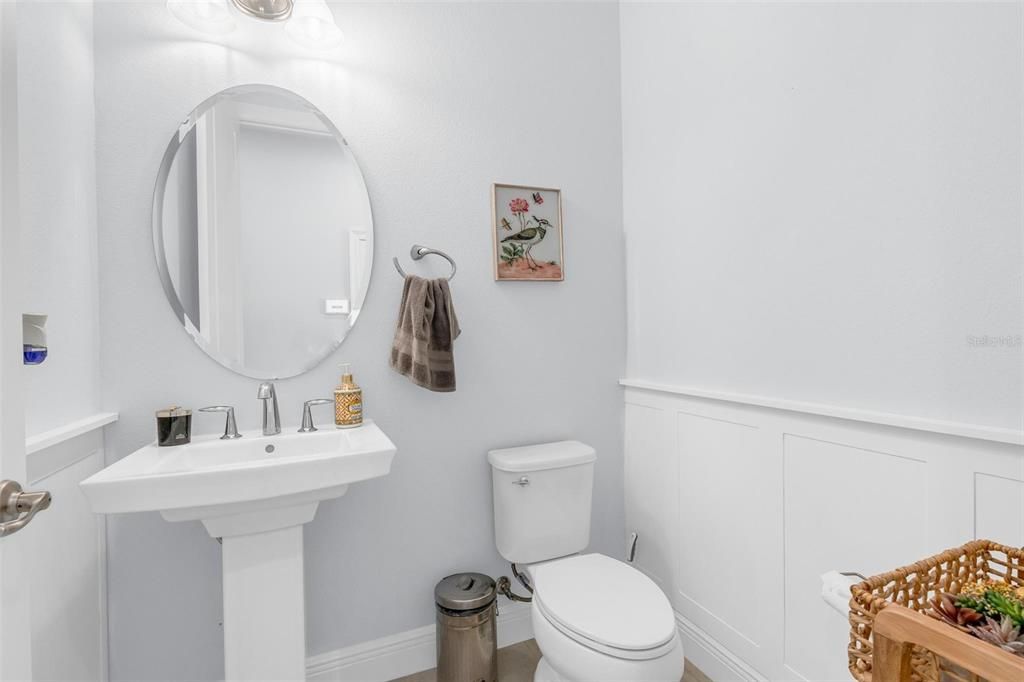 For Sale: $1,200,000 (5 beds, 4 baths, 3816 Square Feet)