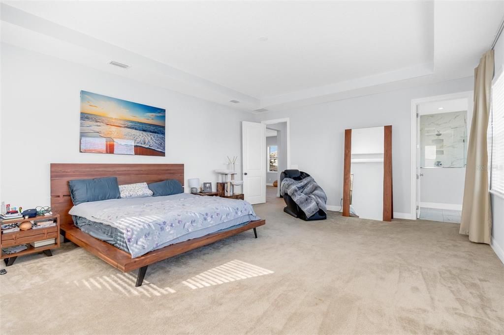 For Sale: $1,200,000 (5 beds, 4 baths, 3816 Square Feet)