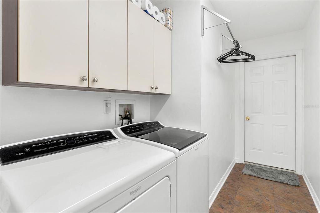 For Sale: $419,000 (3 beds, 2 baths, 2028 Square Feet)