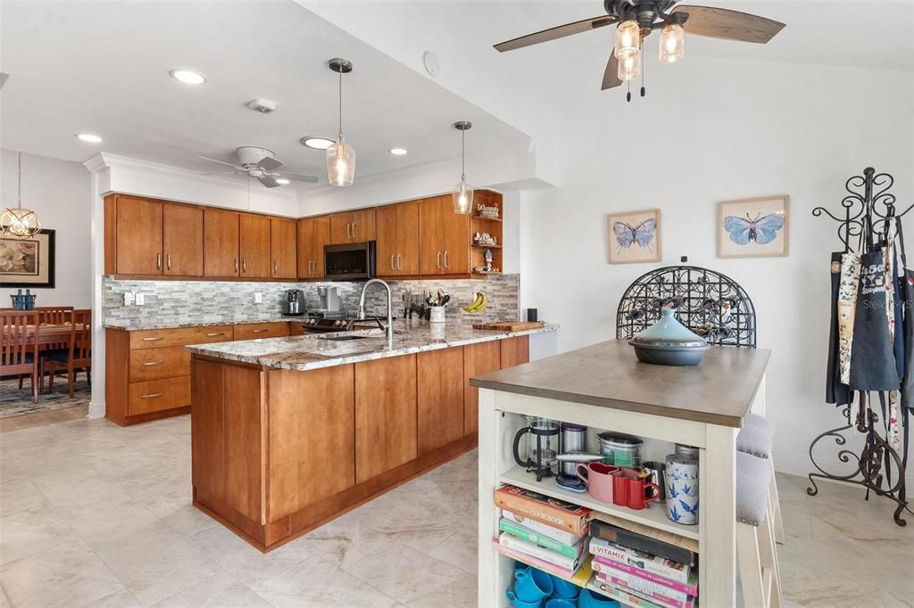 For Sale: $419,000 (3 beds, 2 baths, 2028 Square Feet)