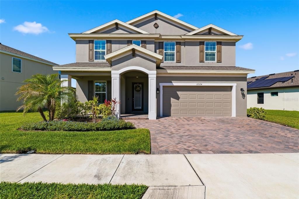 For Sale: $723,000 (5 beds, 3 baths, 3336 Square Feet)