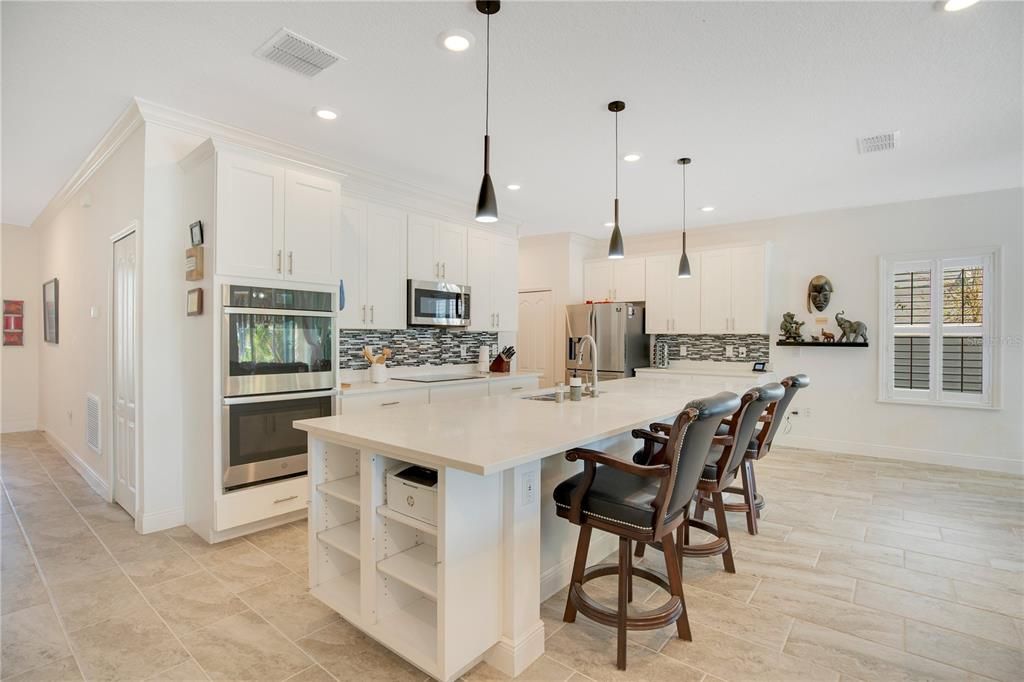 For Sale: $480,000 (3 beds, 2 baths, 2090 Square Feet)