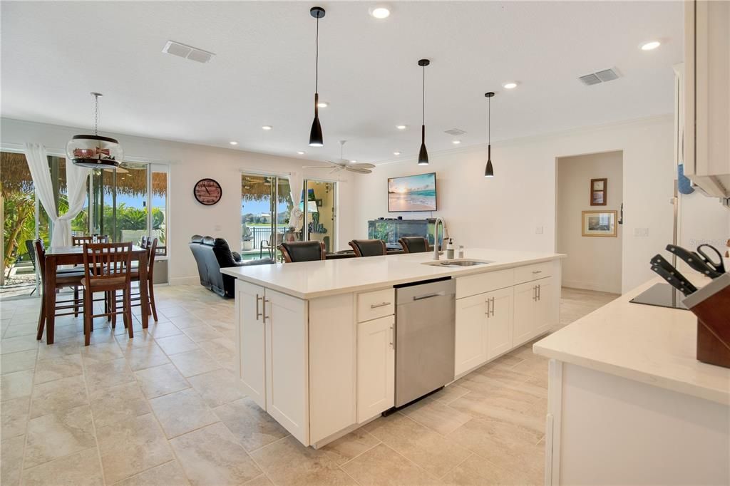 For Sale: $480,000 (3 beds, 2 baths, 2090 Square Feet)